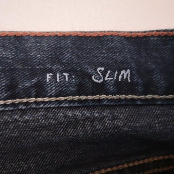 Eddie Bauer Men's Slim Fit Medium Wash Size 34/30 Blue Jeans - Picture 4 of 15